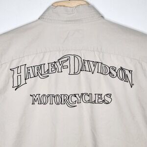 Harley‎ Davidson Men's Size XL  Button Up Cotton Shirt Logo Beige Logo